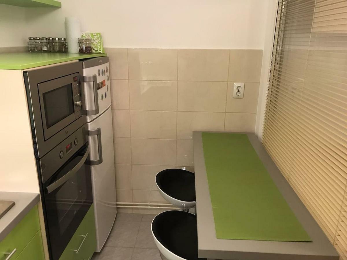 Idefix Apartment Cluj-Napoca Exterior photo